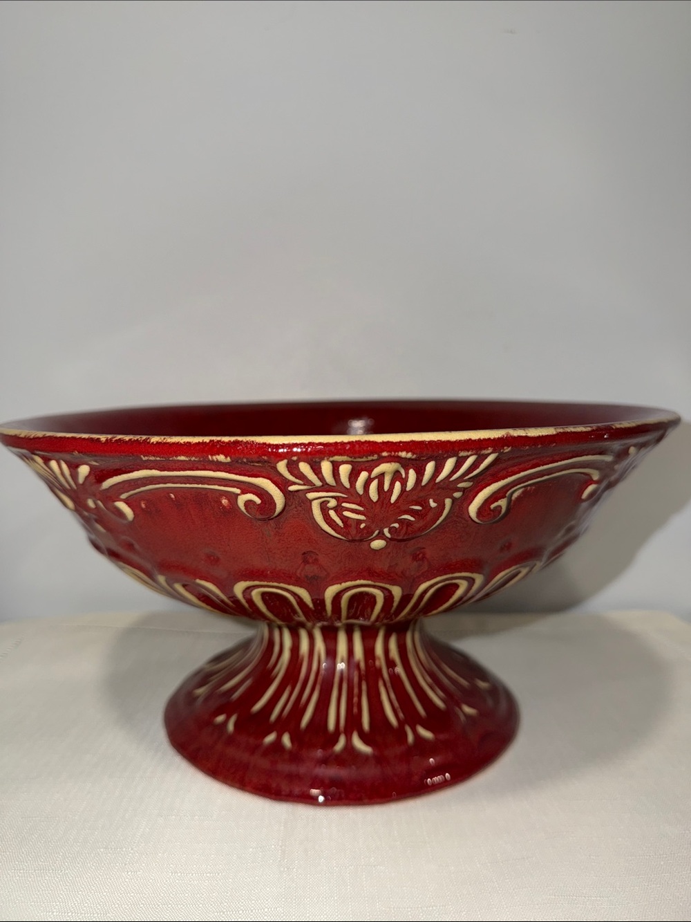 Better Home & Gardens Burgundy Beige Ceramic Large Decorative Pedestal Bowl